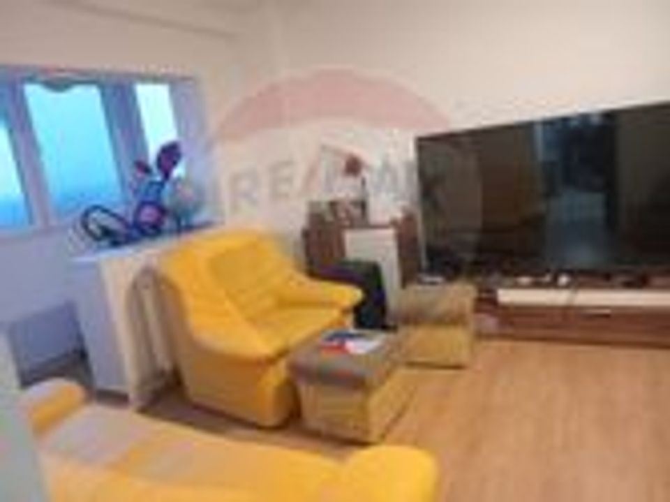 Apartament  4 camere de inchiriat MALUL MURESULUI