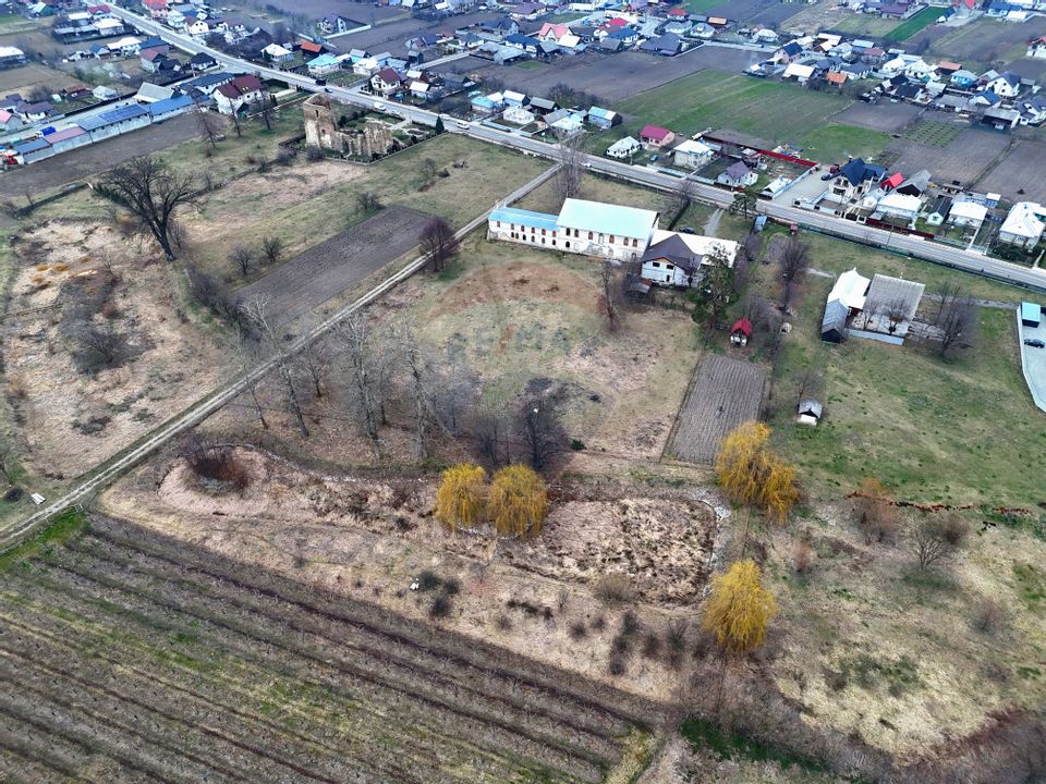 Conac de vânzare Suceava - Baia