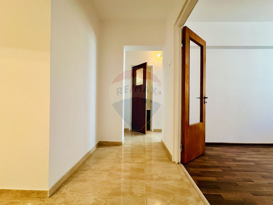 Apartment for sale | 3 bedrooms | 68 sqm | 1/10 | Pantelimon | 1973