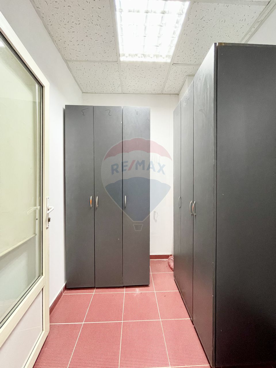 139sq.m Commercial Space for rent, Chitila area