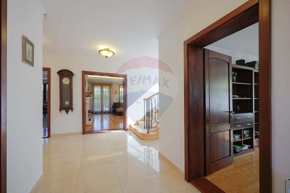 7 room House / Villa for sale, Dealuri Oradea area