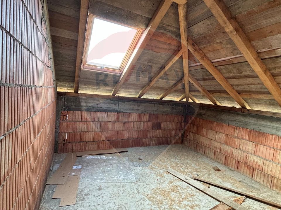 Vilă 6 camere situată în Buftea - Central, zonă verde, liniștită