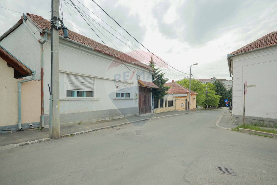 4 room House / Villa for sale, Central area