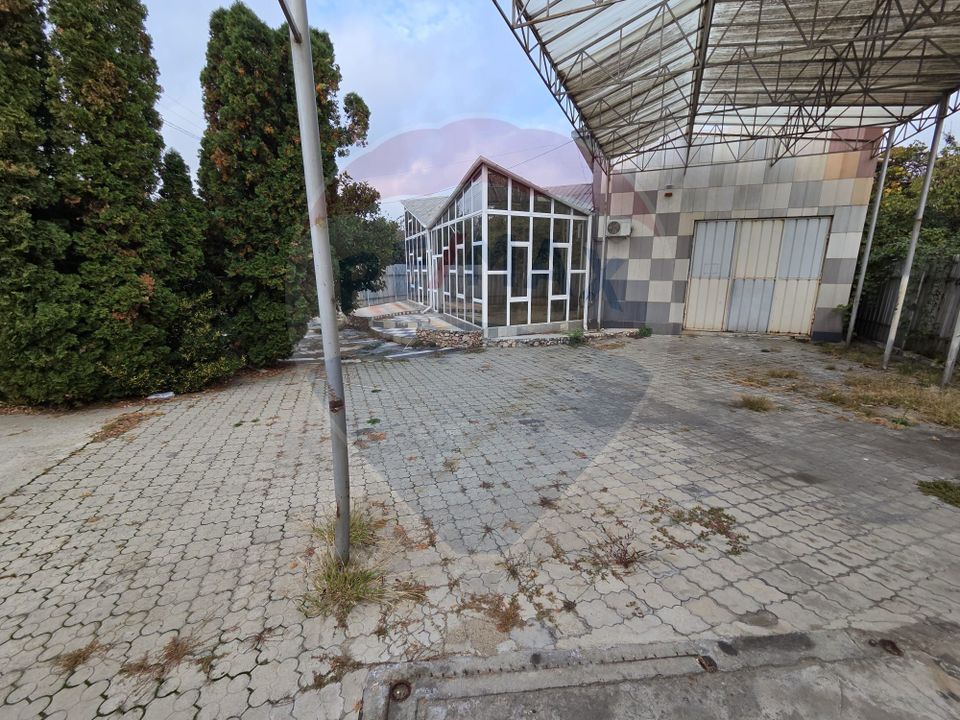 Ansamblu casa de locuit, hala productie ,spatiu de birouri si teren