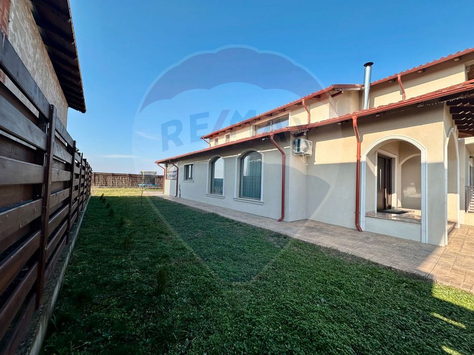 7 room House / Villa for sale