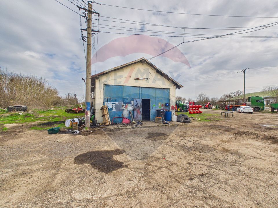 Industrial space for sale 7950sqm Lehliu Railway Station access DN3+A2