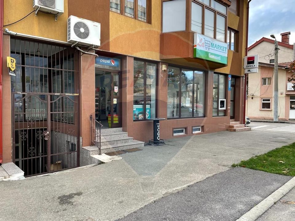 91sq.m Commercial Space for rent, Central area