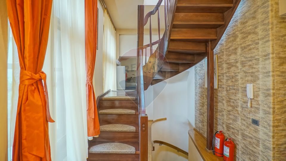 Pensiune cu vechime și prestigiu, Centrul Istoric