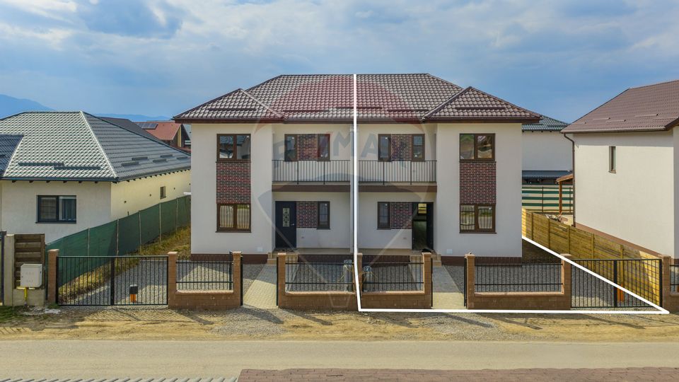 4 room House / Villa for sale