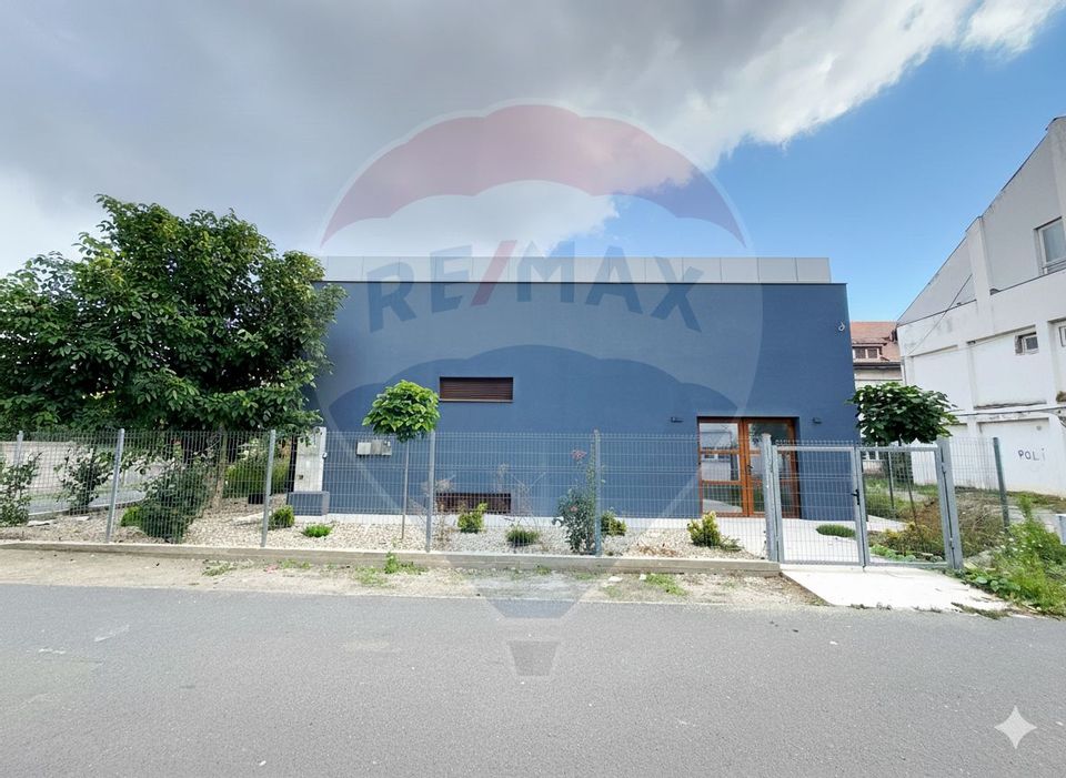 319sq.m Industrial Space, Freidorf area