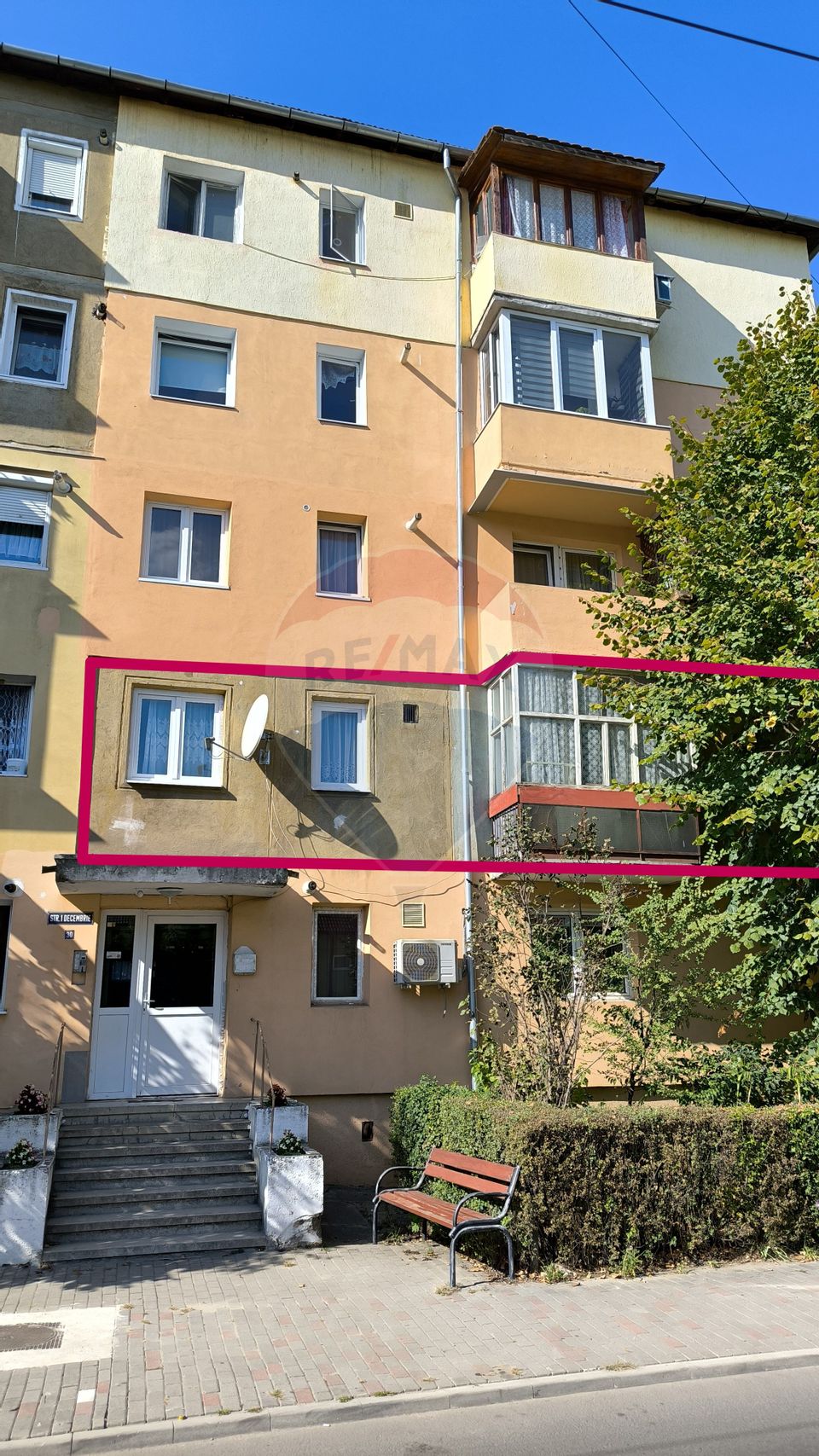 Apartament cu 3 camere, et. 1 in cartierul Gura Campului