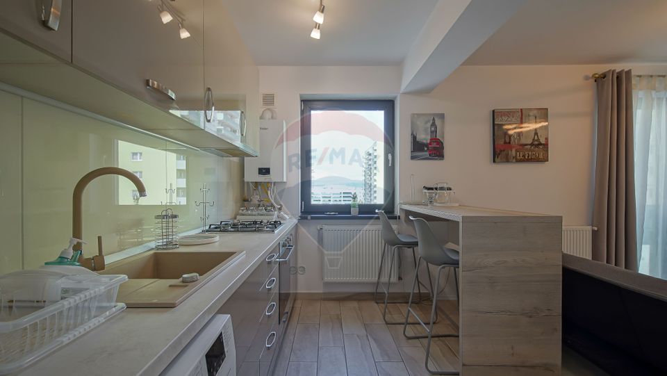 2 room Apartment for rent, Tractorul area