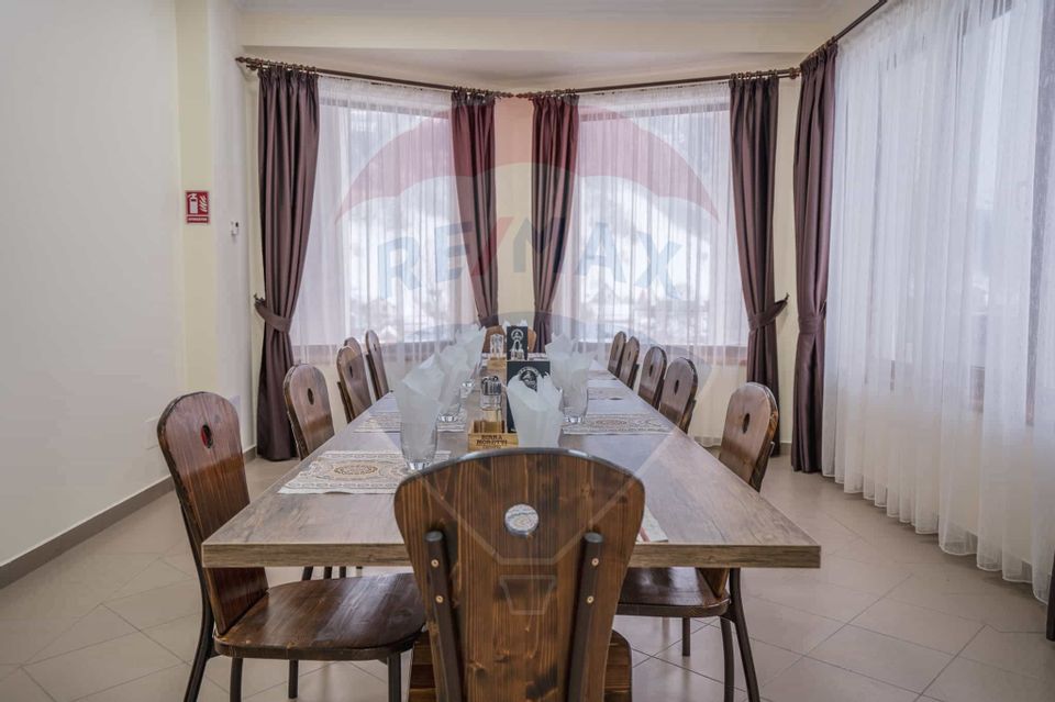 15 room Hotel / Pension for sale