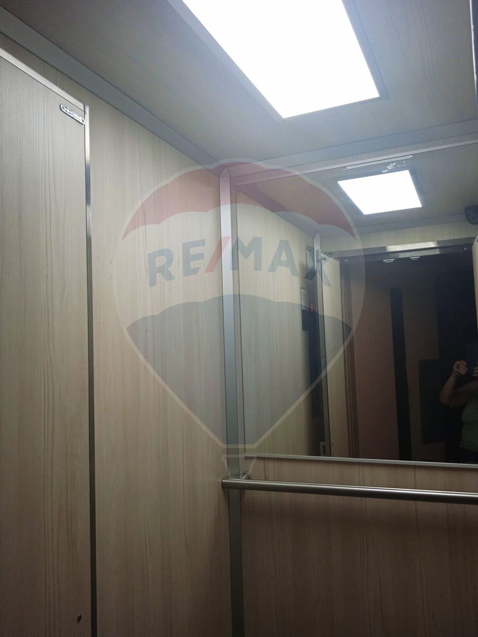 Vanzare Garsoniera Cismigiu