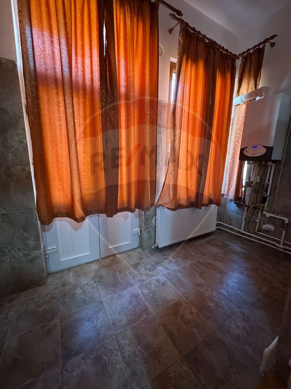7 room House / Villa for sale, Central area