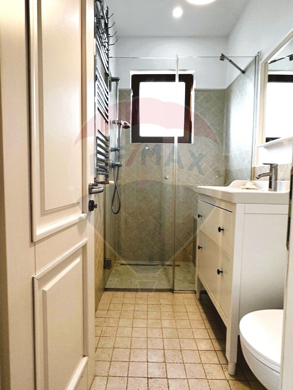 Apartment for rent, Gendarmeriei/Sisesti, 4 rooms, 120 sqm