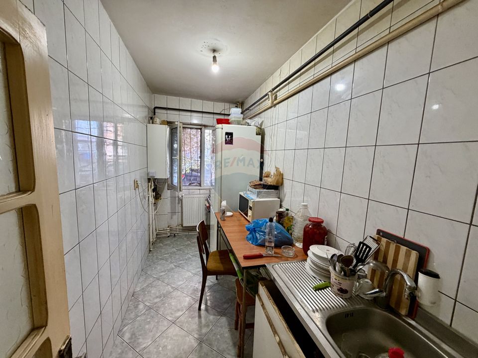 Apartament 3 camere parter