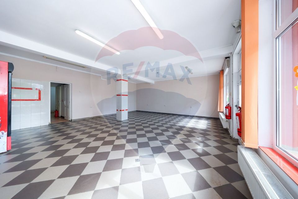 100sq.m Commercial Space for rent, Central area