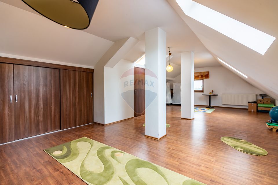 House / Villa in Buftea, all utilities, near the lake, bus, shops