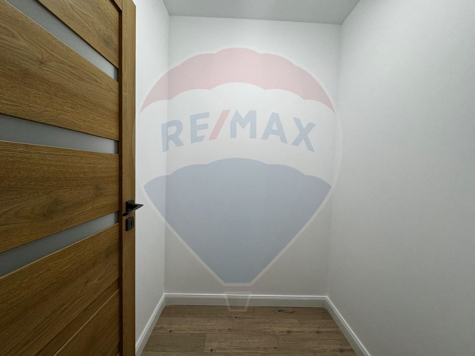 Închiriez apartament, 2 camere, zona BMW, Floresti