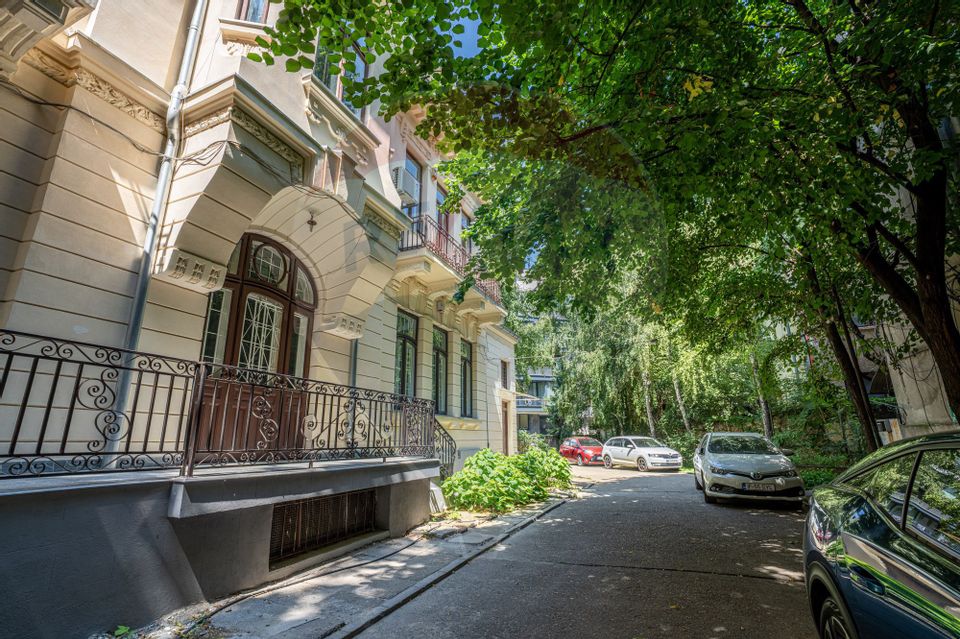 83sq.m Office Space for rent, Armeneasca area