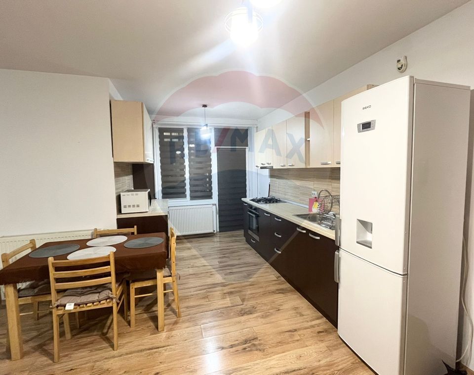 Apartament cu 3 camere de inchiriat | Floresti