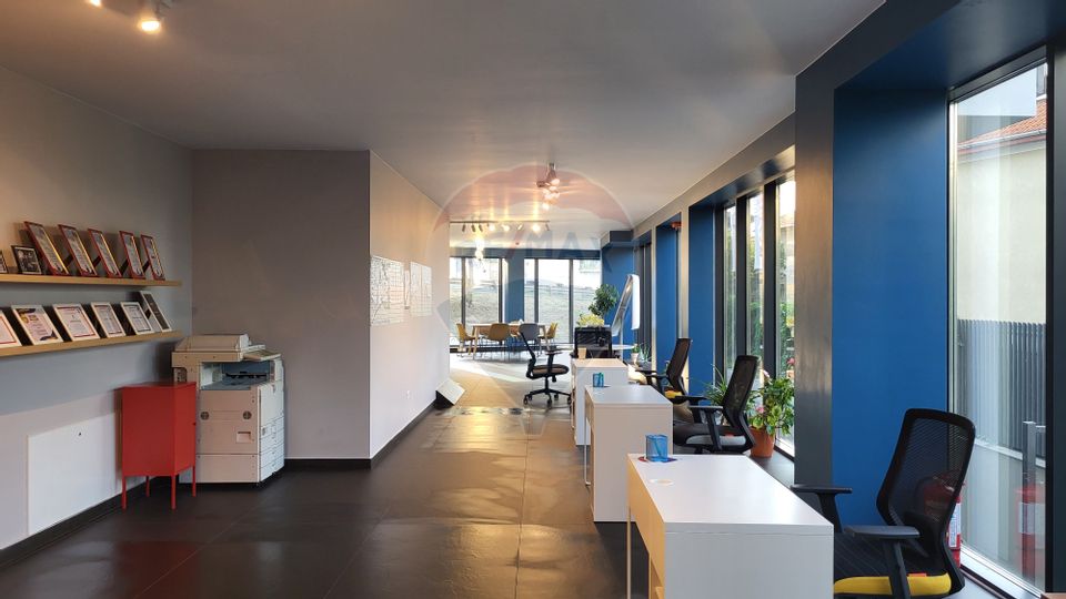 200sq.m Commercial Space for rent, Calea Turzii area