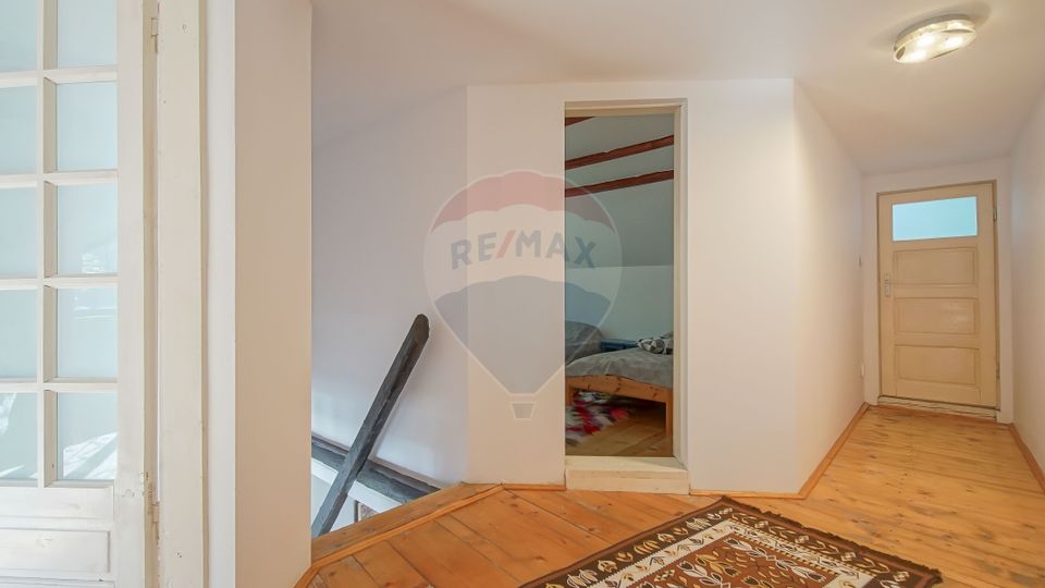 Casă / Vilă cu 6 camere, in inima naturii, comision zero pt cumparator