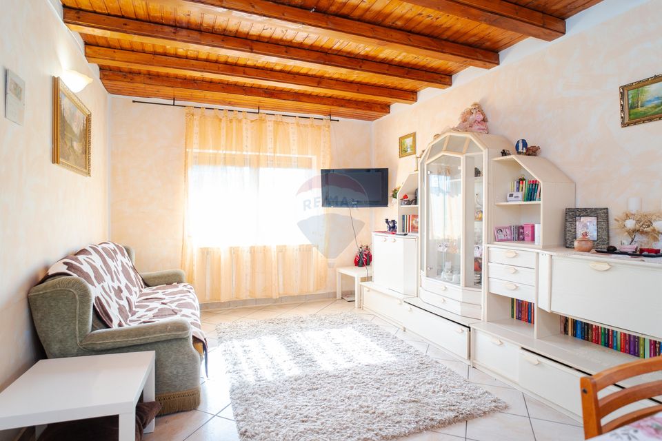 4 room House / Villa for sale