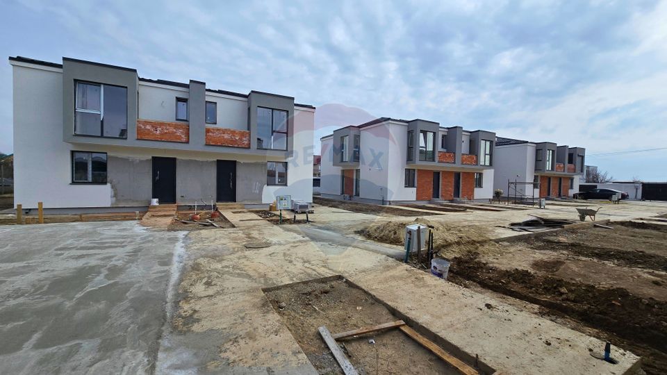 DE VANZARE casă nouă Tunari – 4 camere  Ansamblu privat !!!