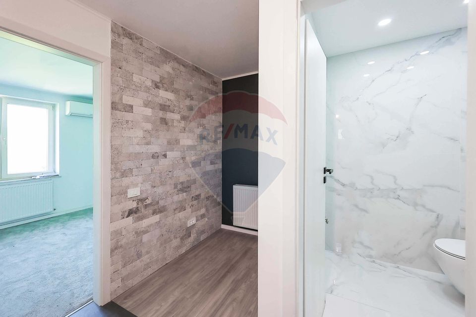 Garsonieră Renovată Premium, 4/4,  Podului, Rogerius, De Vânzare