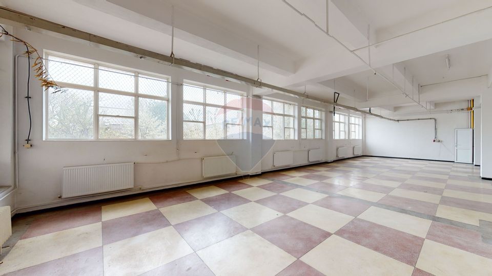 Spațiu comercial parter Bucurestii Noi/ Metrou Straulesti