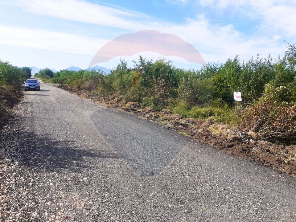 Teren Sanpetru- Strada Ciresului, 1042 mp, cu utilitati