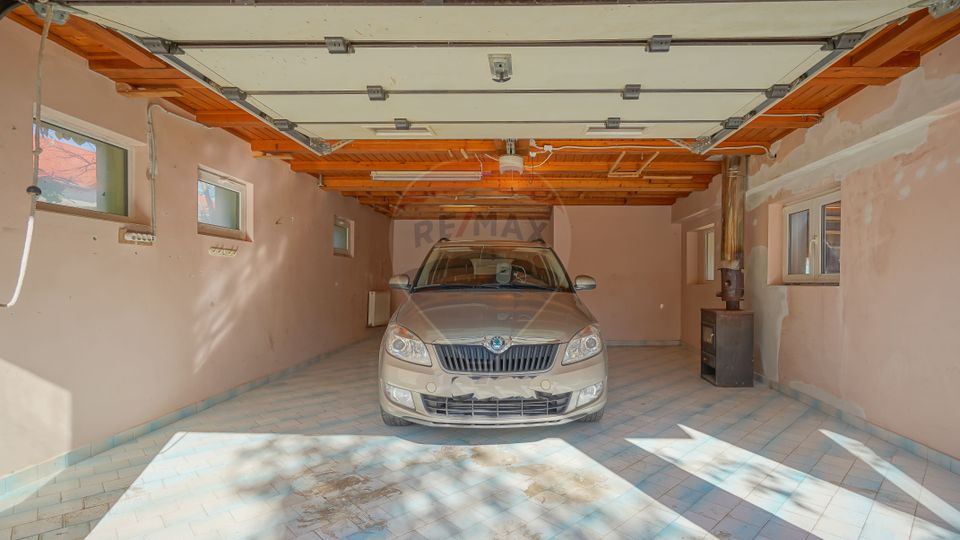 7 room House / Villa for sale, Aurel Vlaicu area