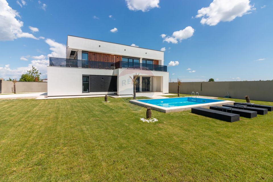 Vila Luxury de Vanzare in Balotesti