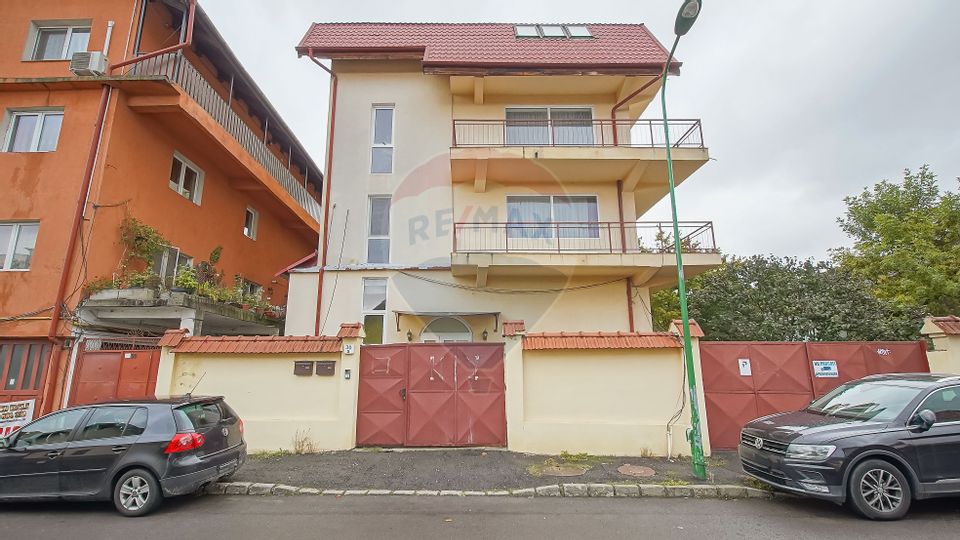 CENTRAL - Clădire birouri DE INCHIRIAT