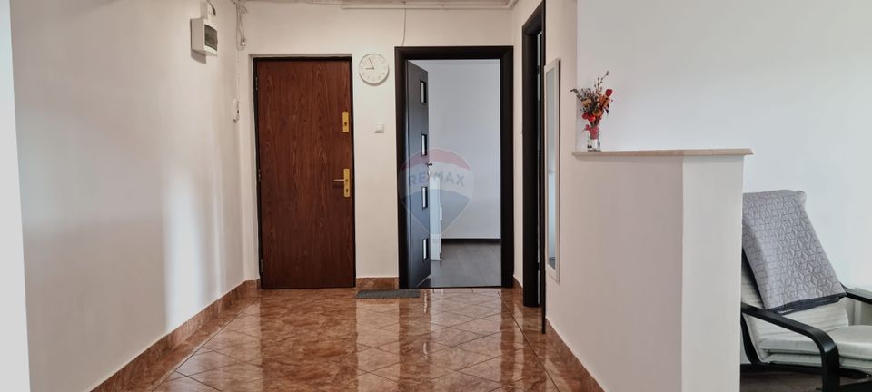 Apartament 3 camere de închirat - Zonă centrală Codlea – Comision 0%