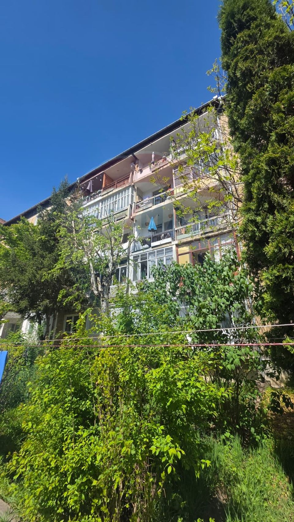 Apartament cu 3 cam de vânzare, str. Feleac, G. Campului