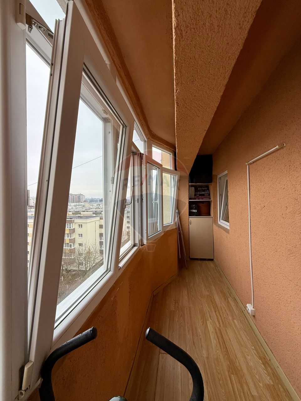 Apartament cu 3 camere, zonă semicentrală, Cluj-Napoca