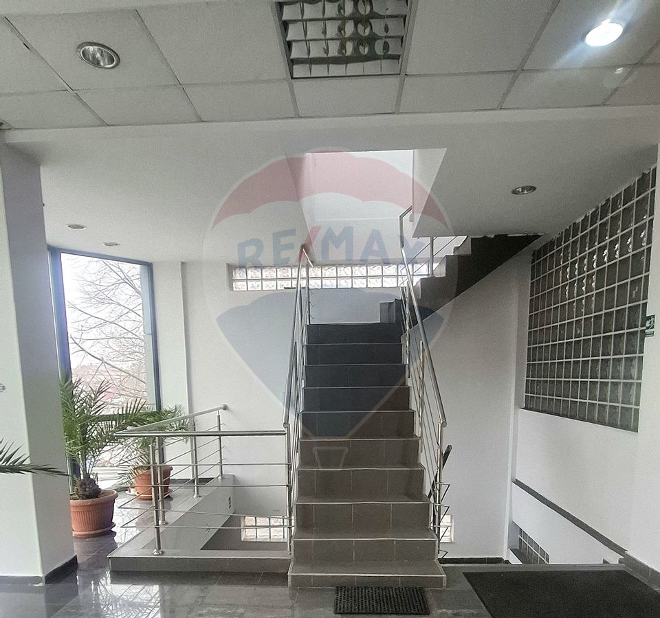 266sq.m Commercial Space for sale, Central area