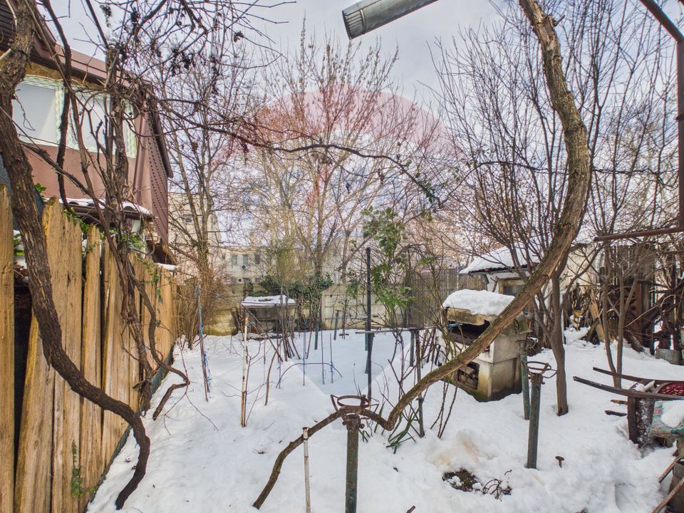 Casă cu curte de vanzare Ferentari- Salaj