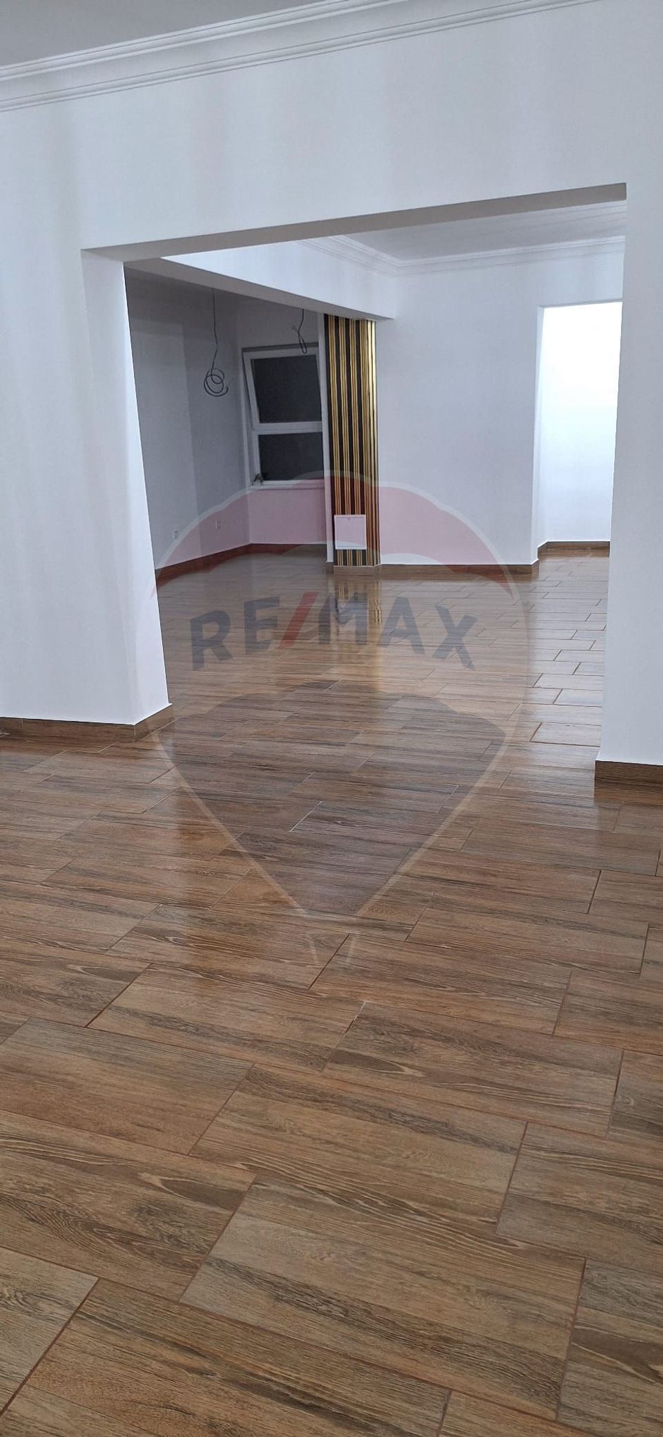 80sq.m Commercial Space for rent
