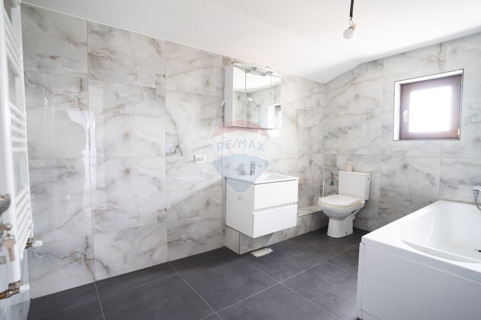 4 room House / Villa for sale