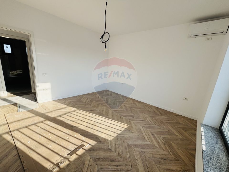 4 room House / Villa for sale