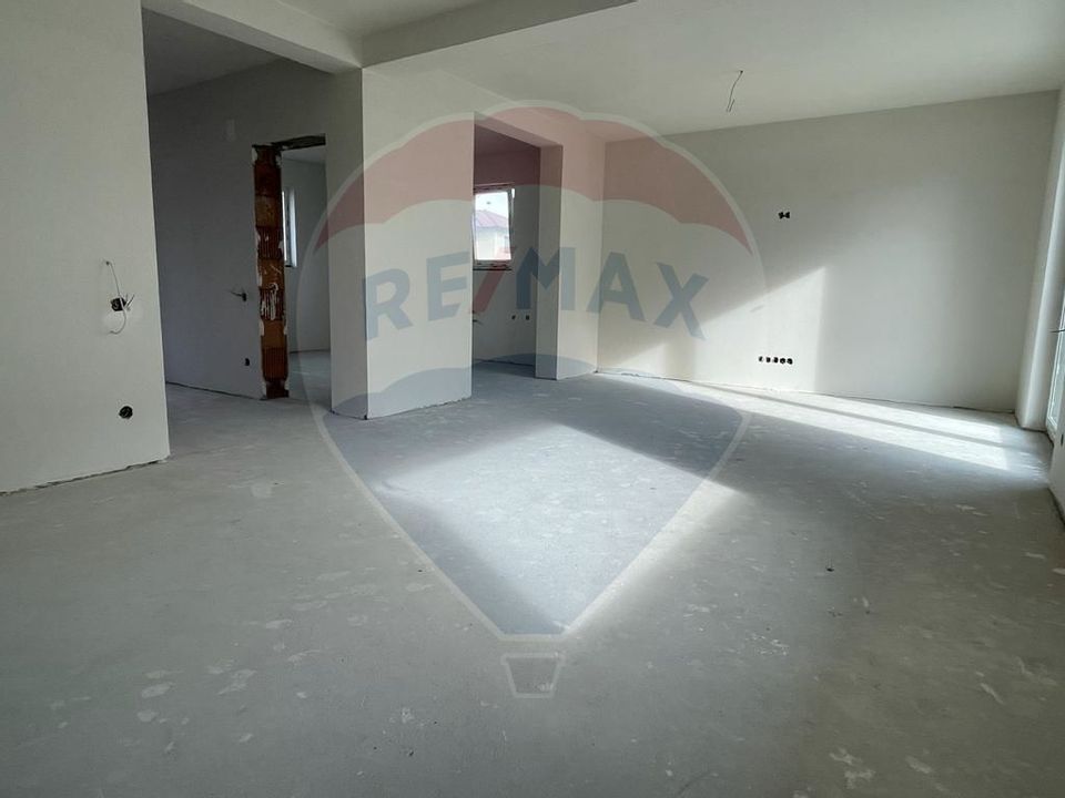 4 room House / Villa for sale