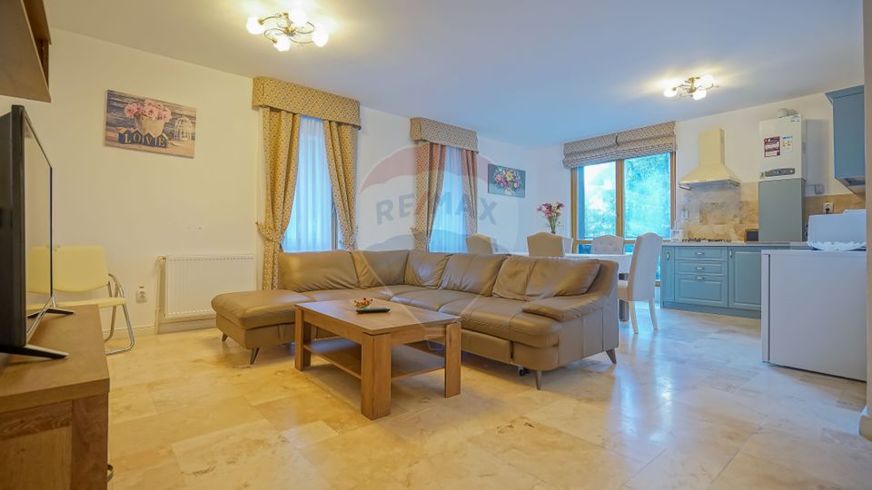 11 room Hotel / Pension for sale