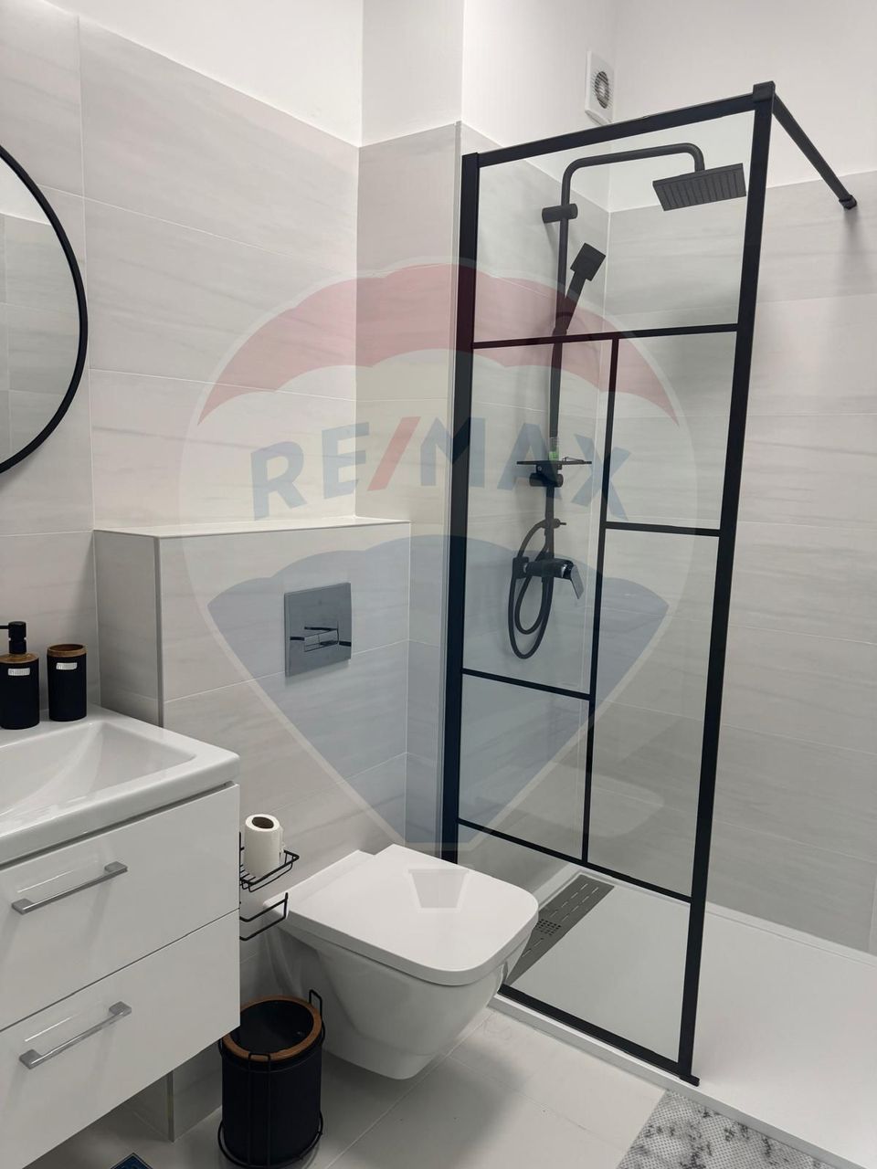 3 room Apartment for rent, Berceni area