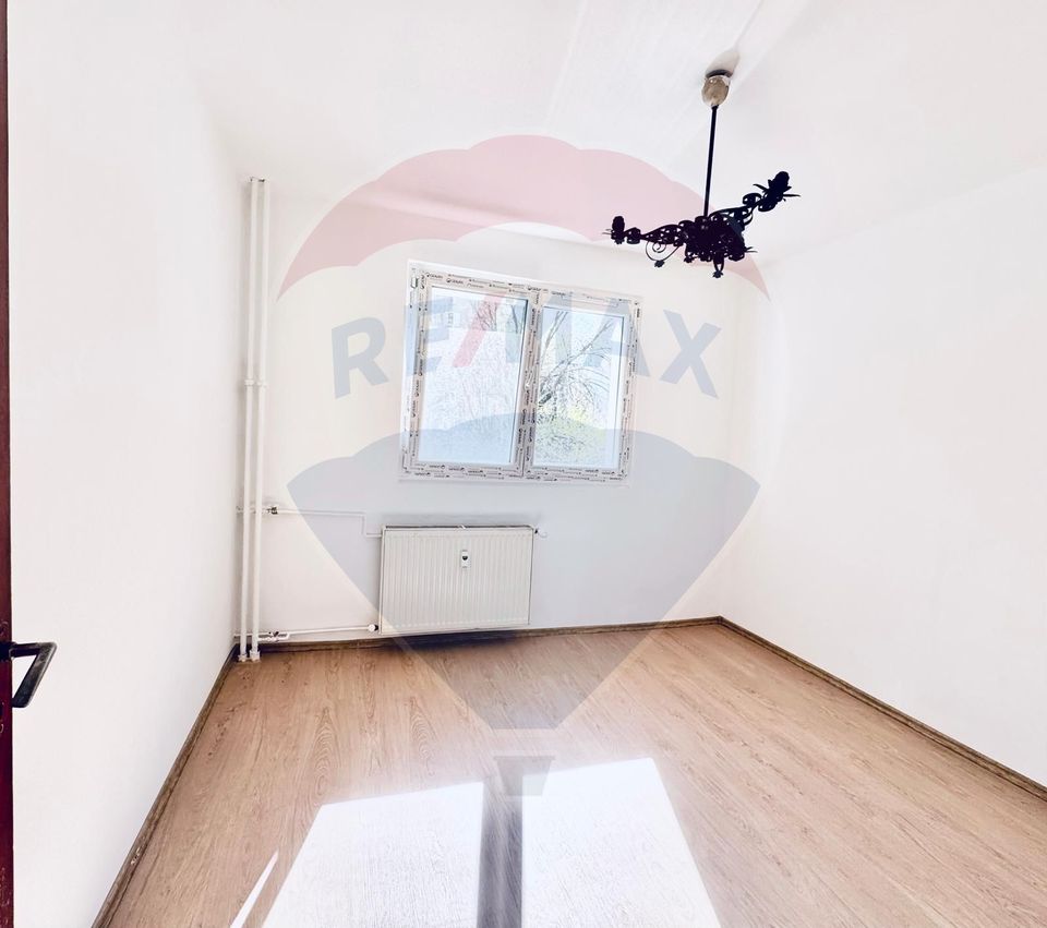 Apartament 2 camere de vanzare - Sos Giurgiului, Toporasi