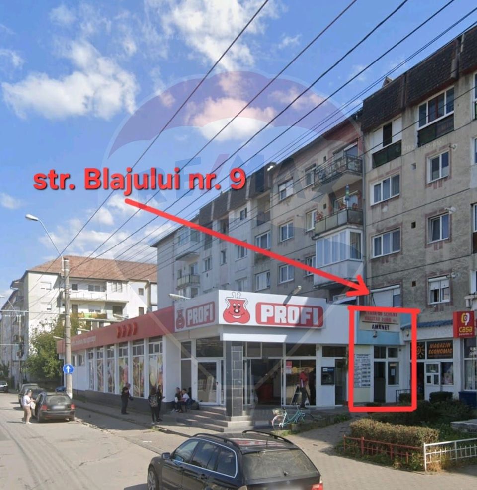 40sq.m Commercial Space for rent, Vitrometan area