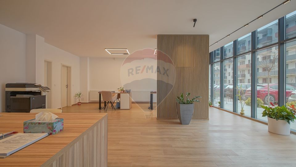 88sq.m Commercial Space for rent, Tractorul area